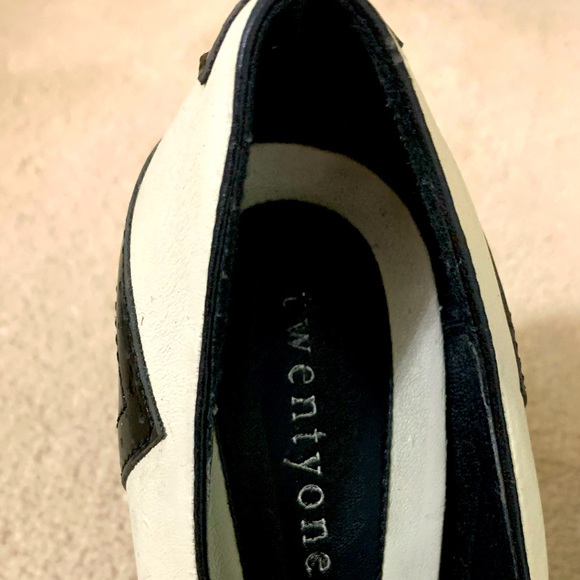 Retro Mary Janes - Picture 5 of 9